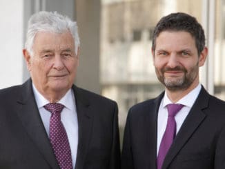 Familienunternehmer in der vierten und fünften Generation: Peter Hamberger (l.) und Dr. Peter M. Hamberger.